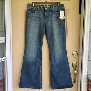 NWT Juicy Couture flare jeans - Kara